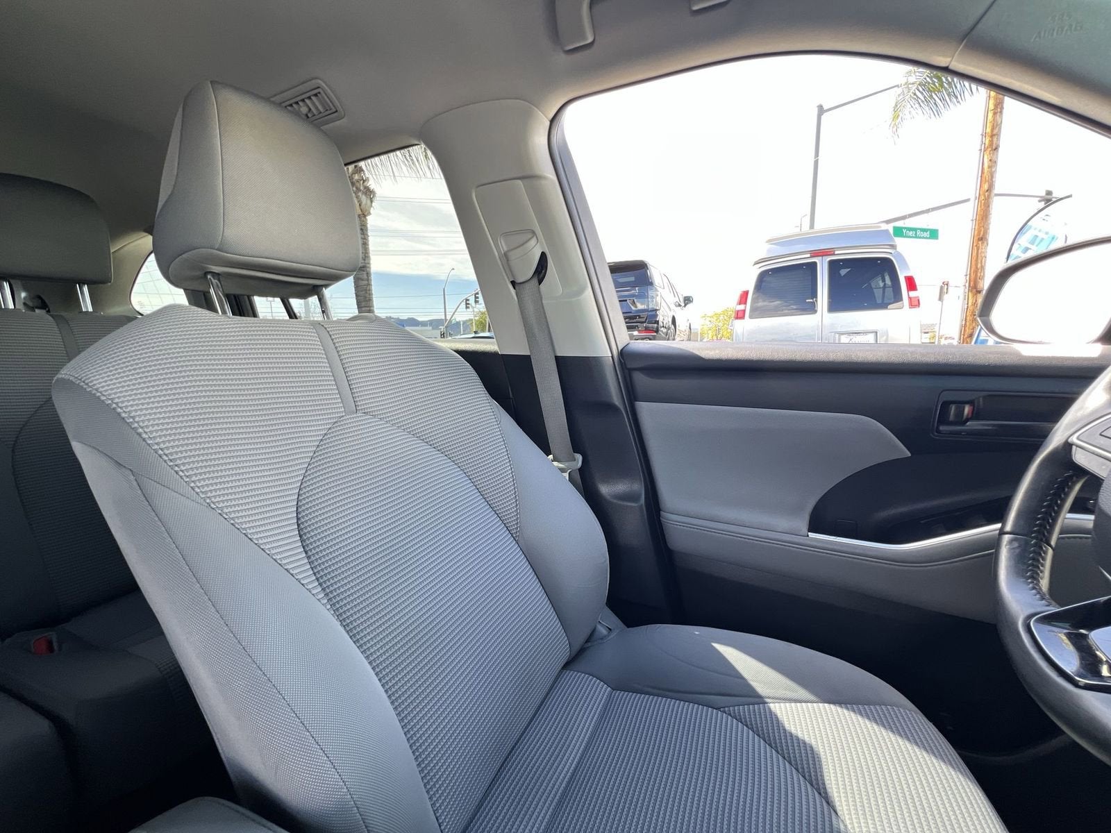 2021 Toyota Highlander LE