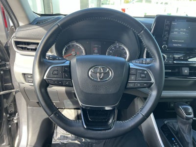 2021 Toyota Highlander LE