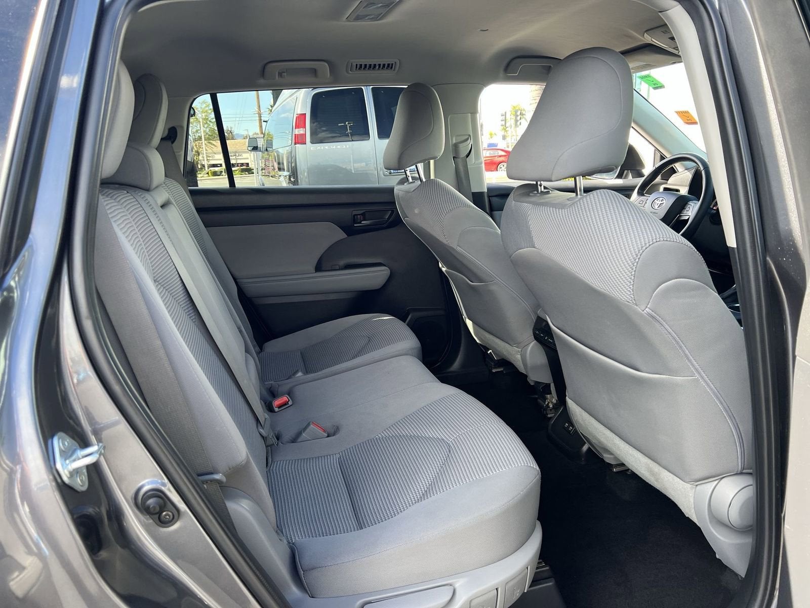 2021 Toyota Highlander LE