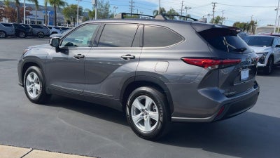 2021 Toyota Highlander LE