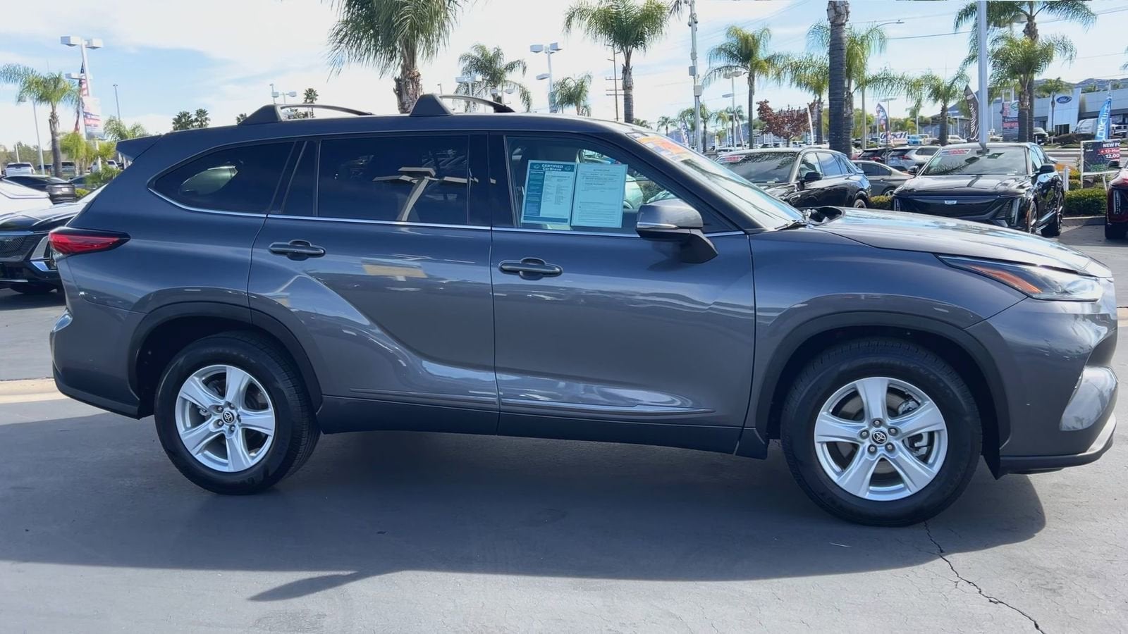 2021 Toyota Highlander LE