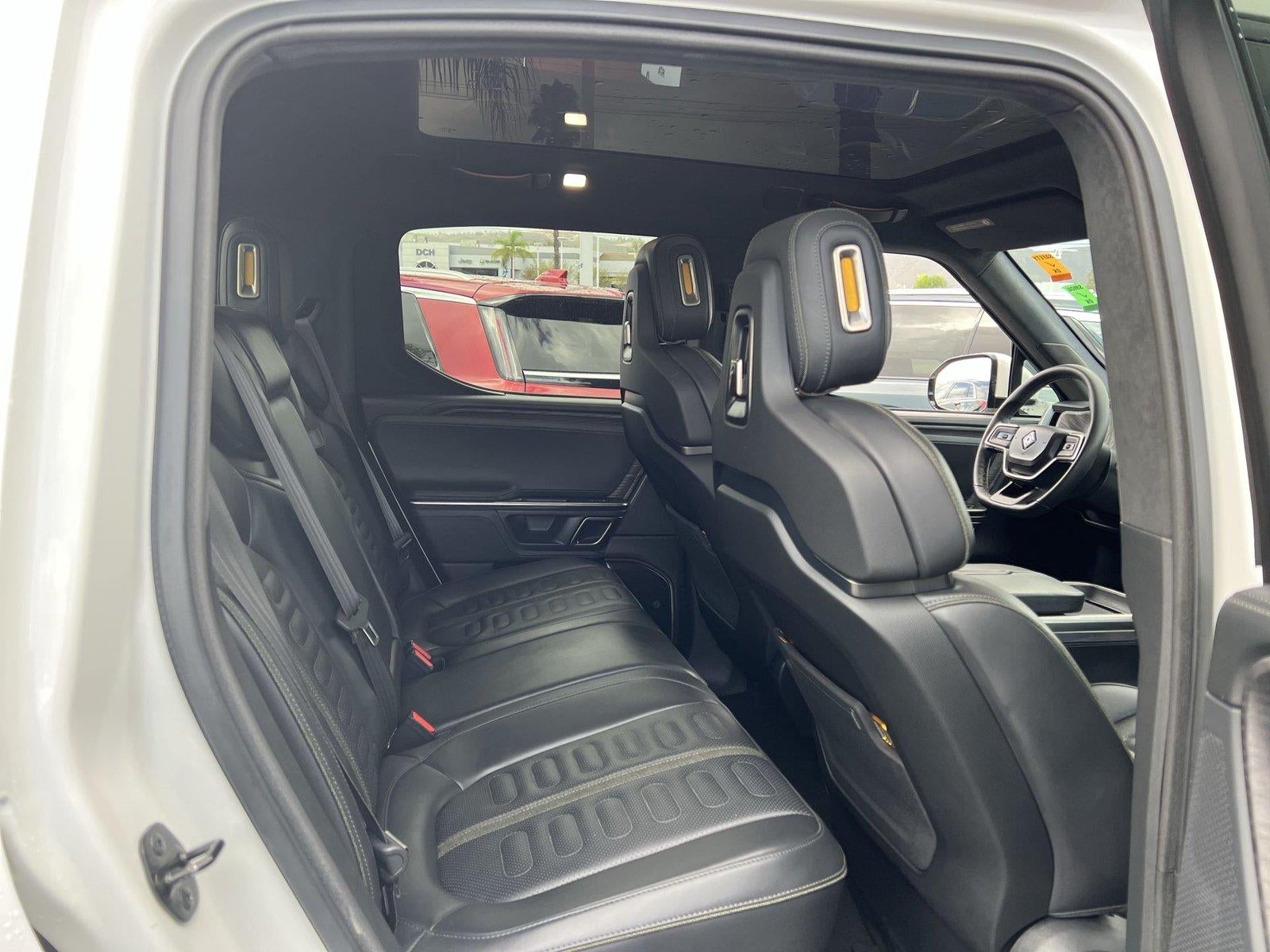 2023 RIVIAN R1T Adventure