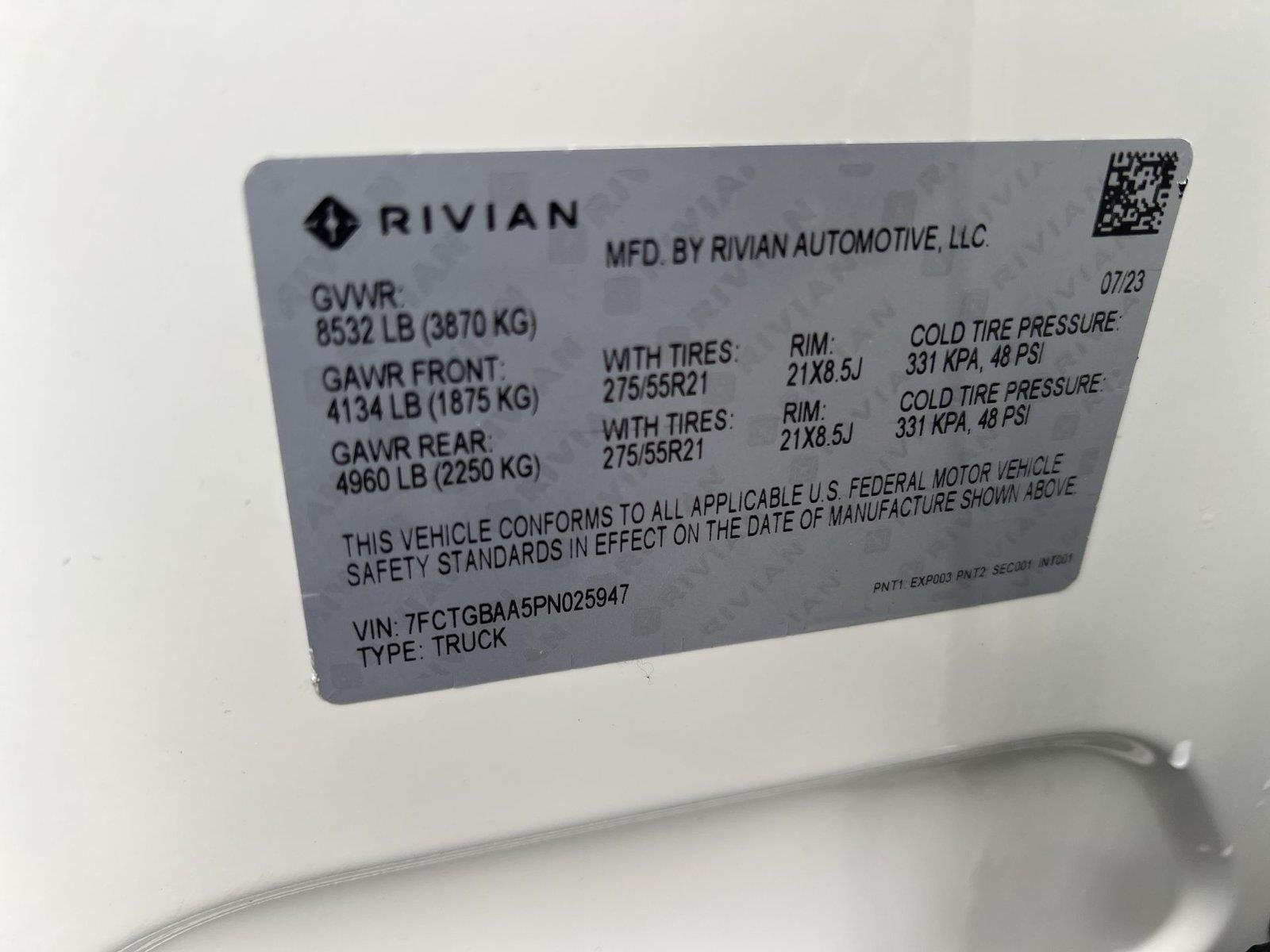 2023 RIVIAN R1T Adventure