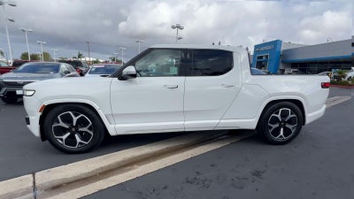 2023 RIVIAN R1T Adventure