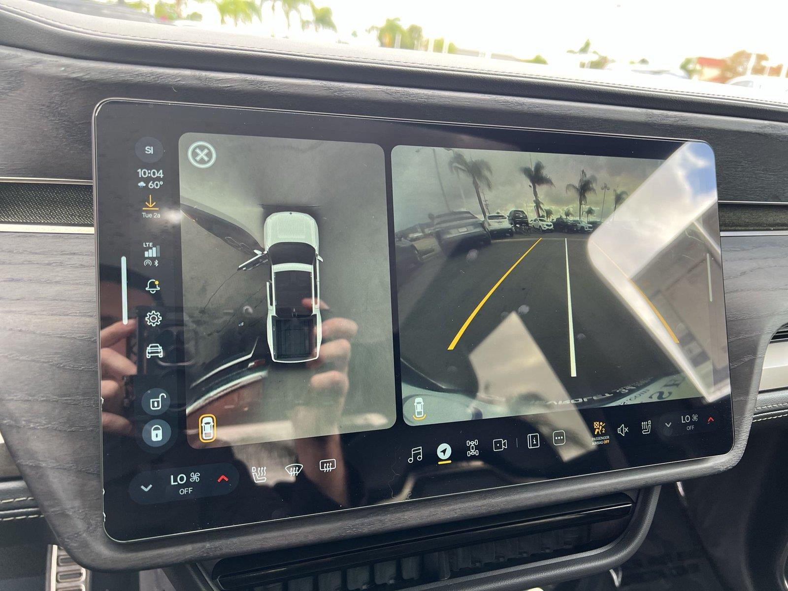 2023 RIVIAN R1T Adventure