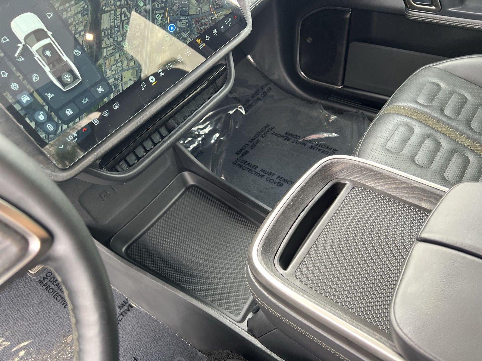 2023 RIVIAN R1T Adventure