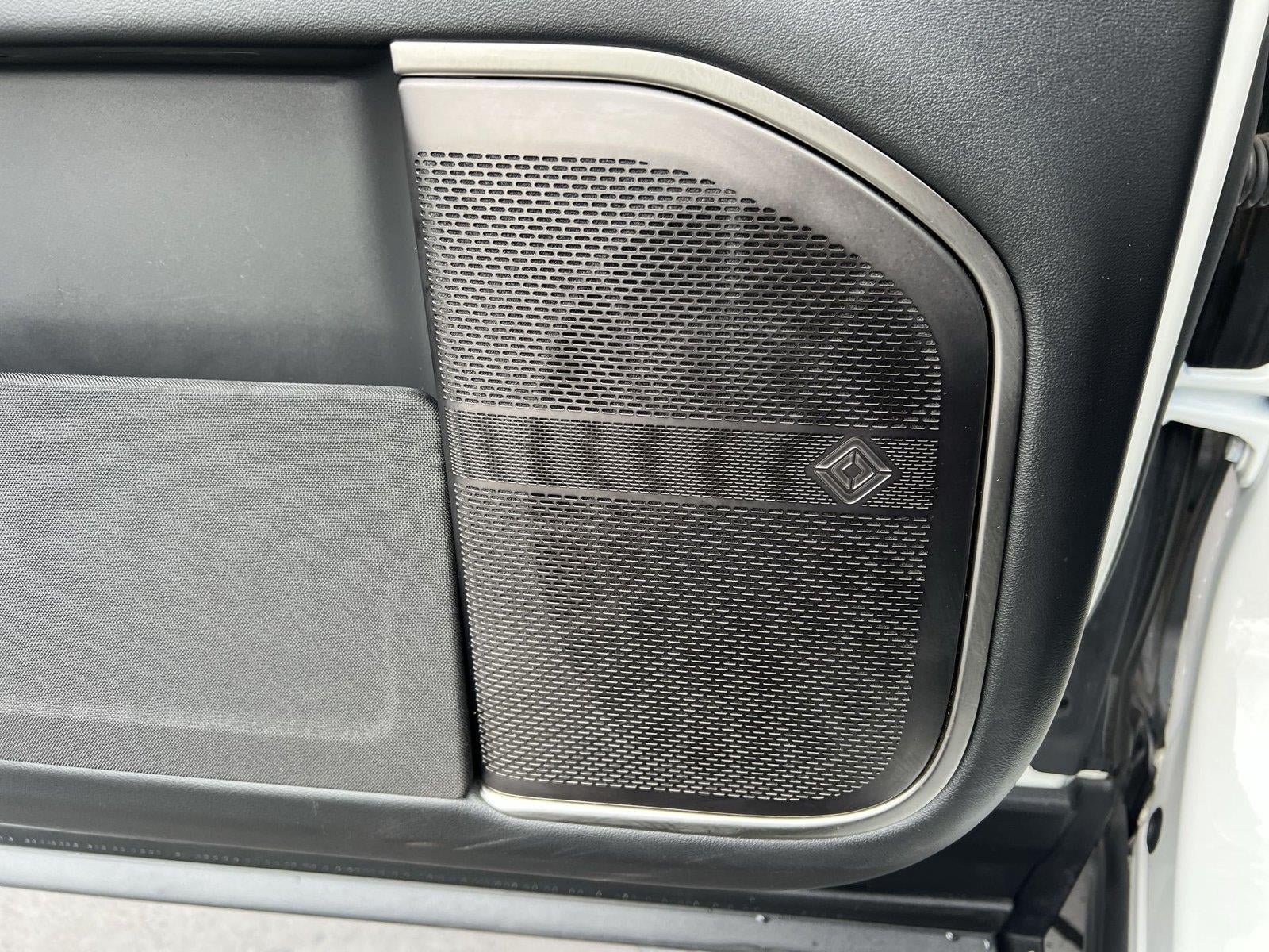 2023 RIVIAN R1T Adventure