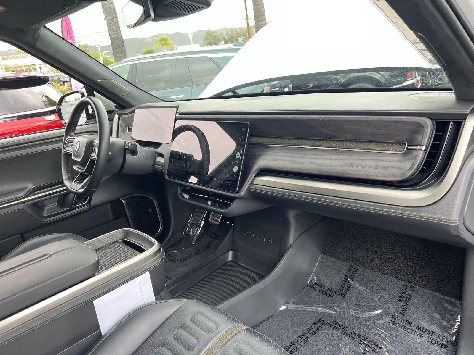 2023 RIVIAN R1T Adventure