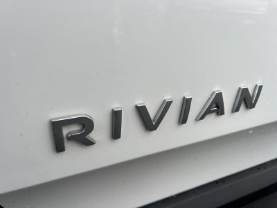 2023 RIVIAN R1T Adventure
