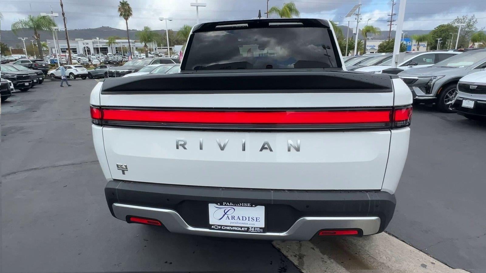 2023 RIVIAN R1T Adventure