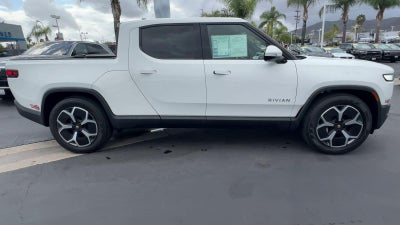 2023 RIVIAN R1T Adventure