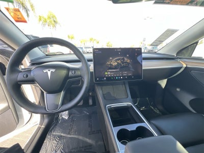 2025 Tesla Model Y Long Range