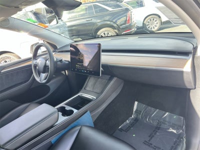 2025 Tesla Model Y Long Range