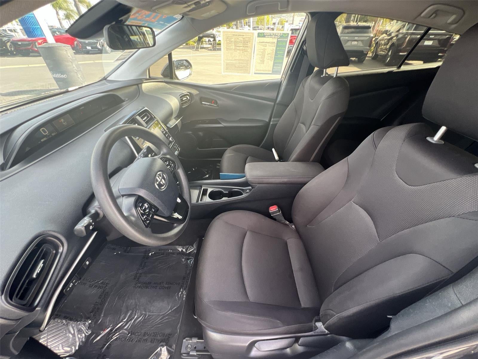 2022 Toyota Prius L Eco