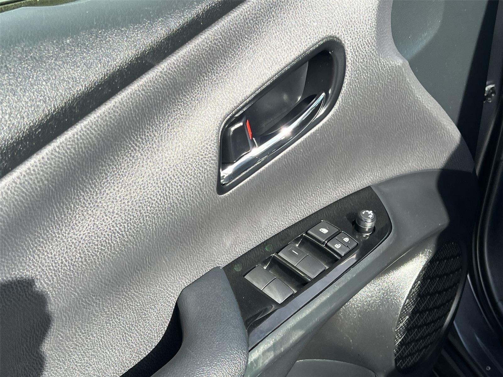 2022 Toyota Prius L Eco