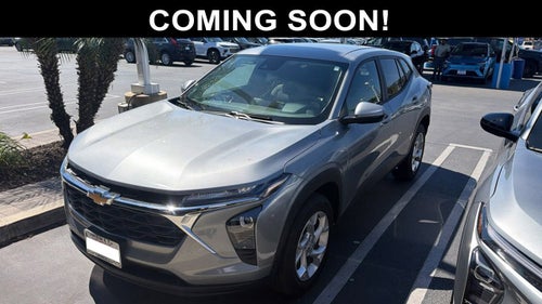2025 Chevrolet Trax LS