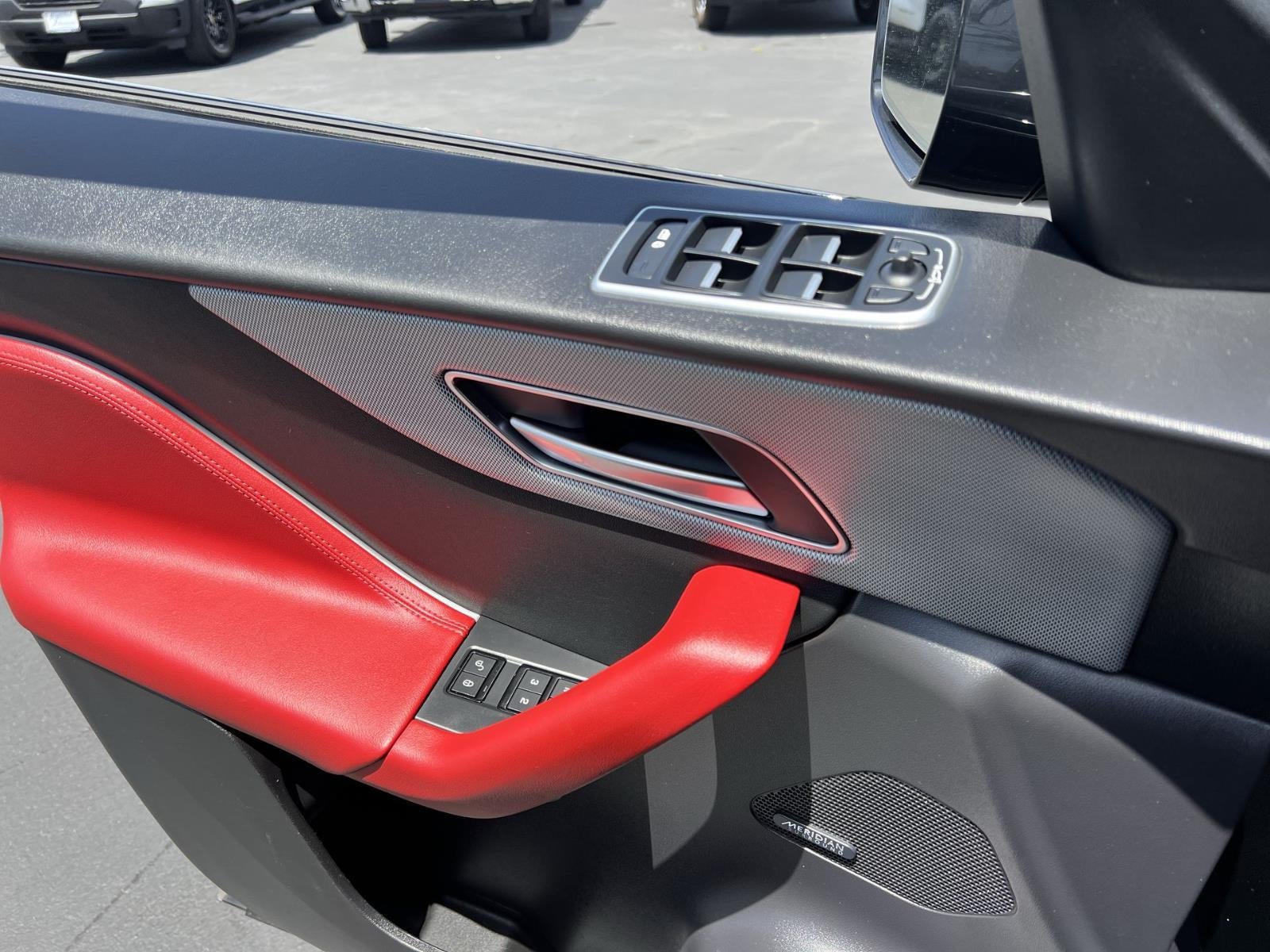 2020 Jaguar F-PACE SVR P550 AWD Automatic