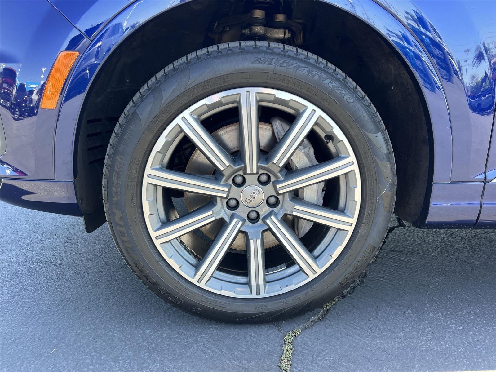 2019 Audi Q7 55 SE Premium