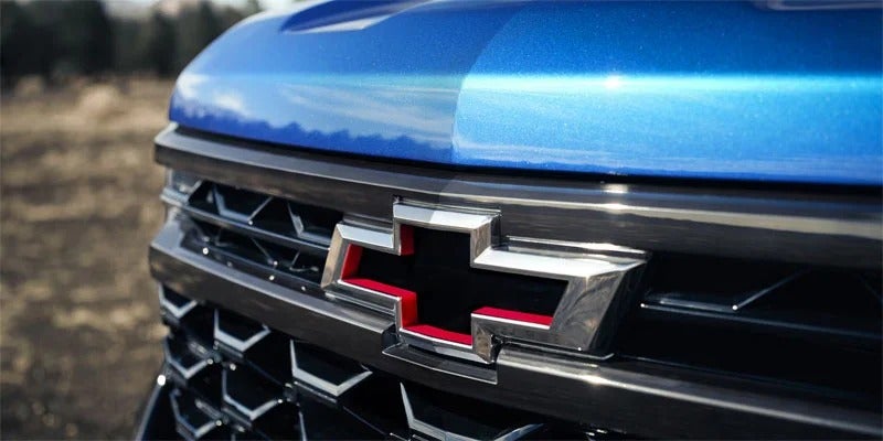 2026 Chevrolet Silverado 1500 exterior grille detail